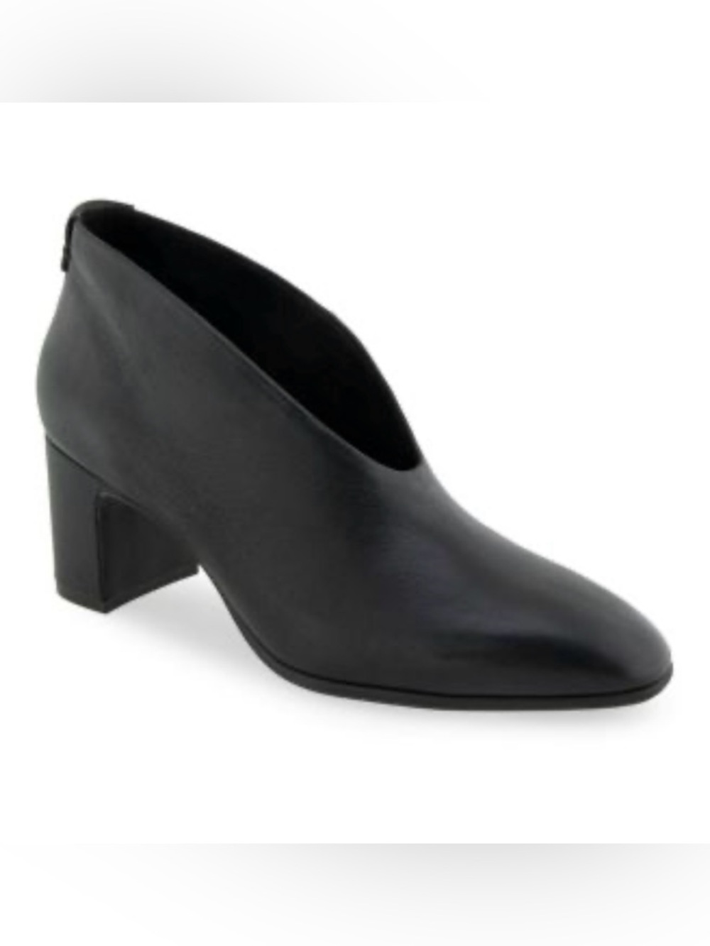 AEROSOLES Black Leather V-Cut Block Heel Ankle Boot